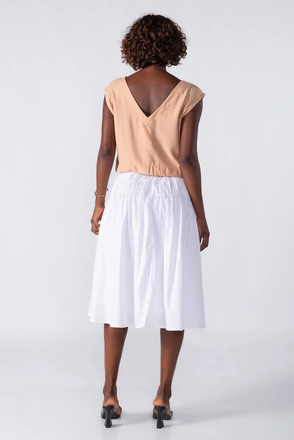 Regata curta com botoes laterais