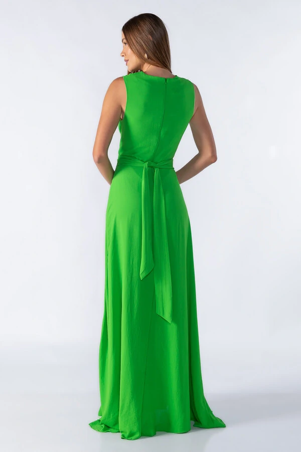 Vestido longo com franzido transpassado