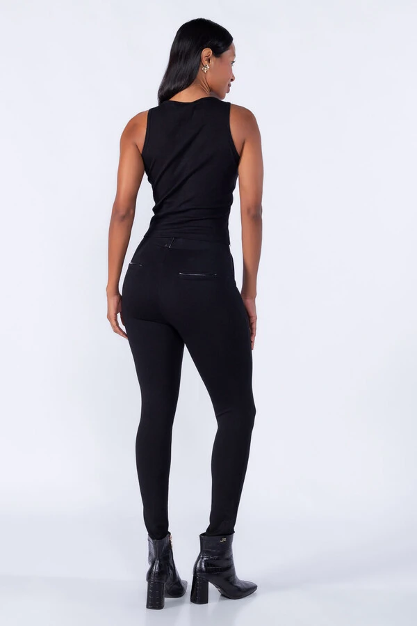 Blusa Canelada com Laço