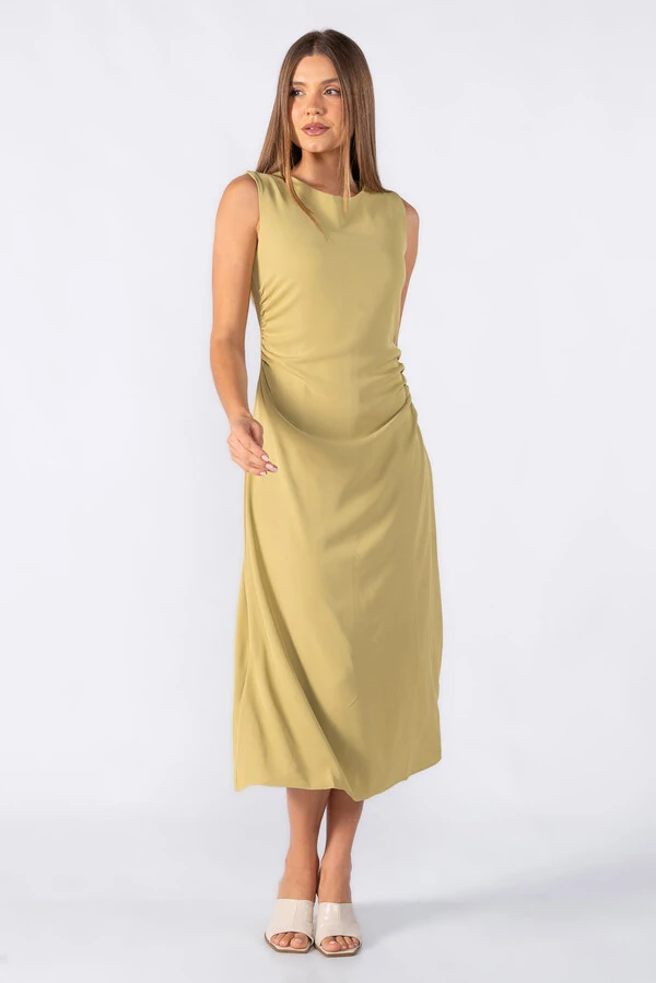 Vestido alfaiataria midi