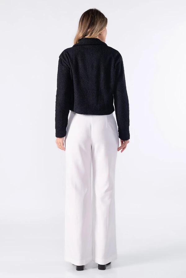 Casaco cropped pelinho