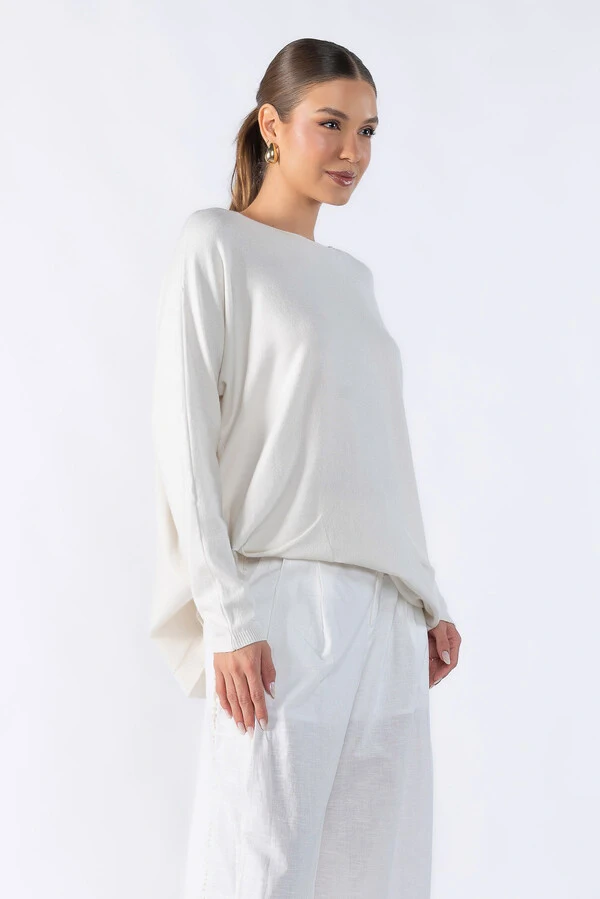 Blusa sueter basico amplo com bolsos