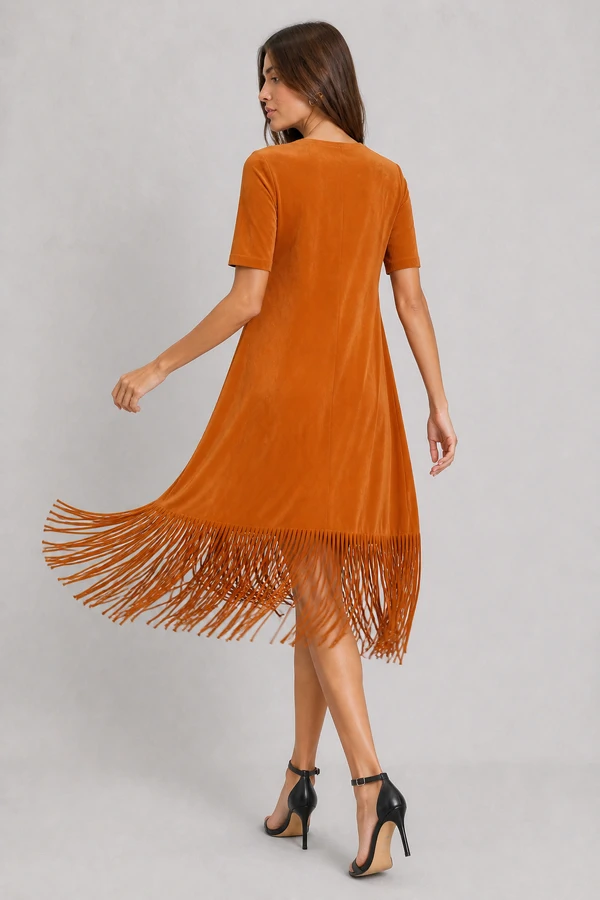 Vestido de suede franja na barra
