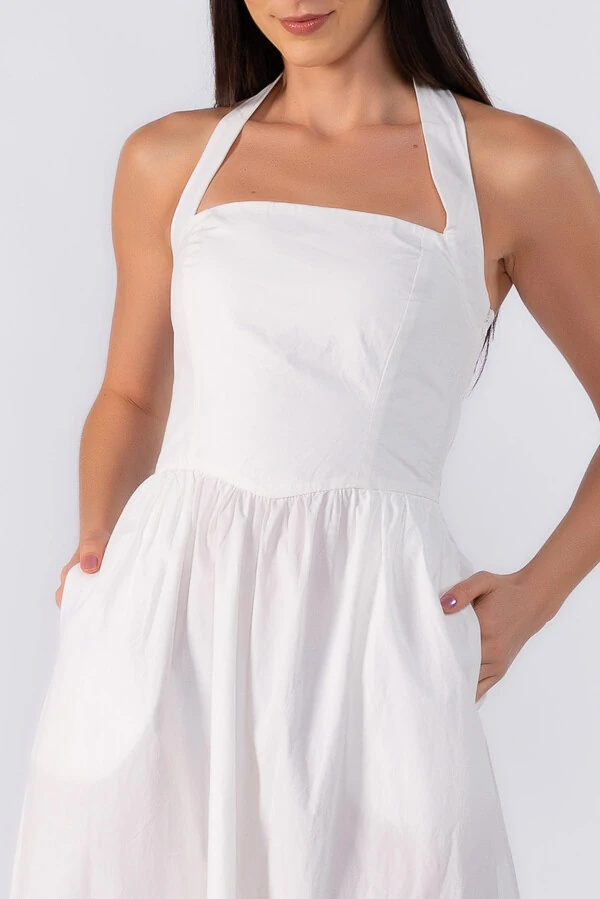 Vestido midi decote reto com amarracao