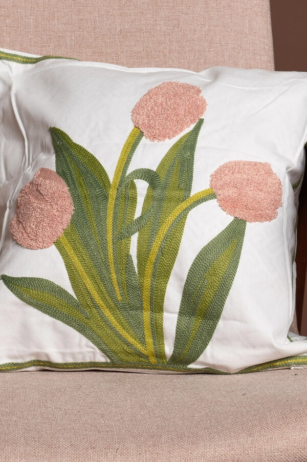 Capa de almofada flores bordadas