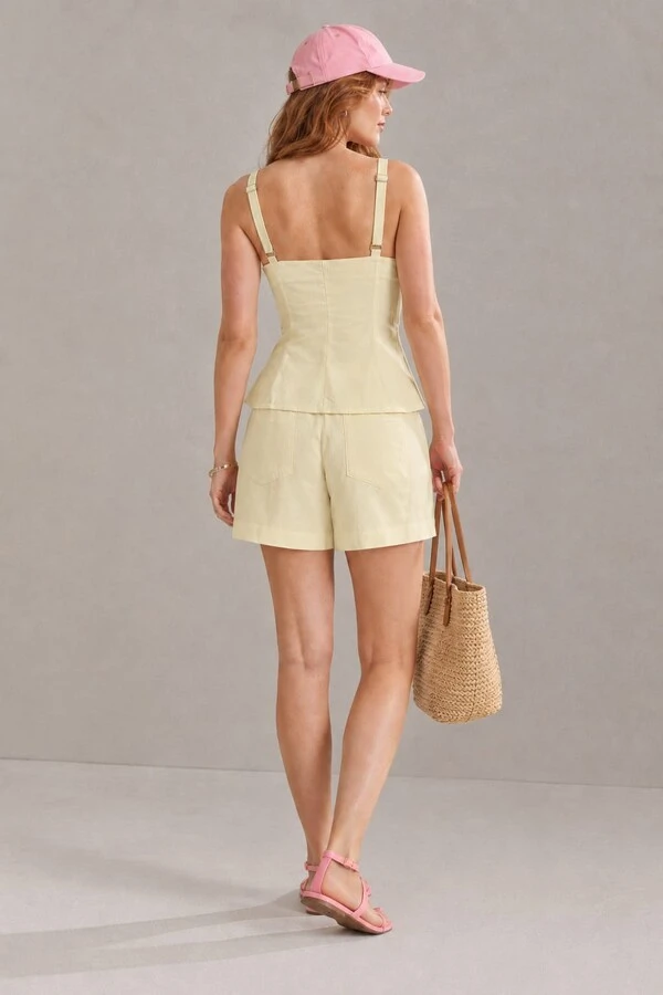 Short Viscose com Bolso
