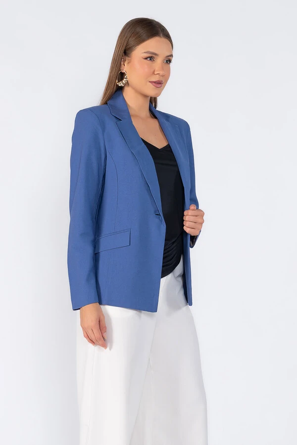 Blazer alfaiataria com ombreiras