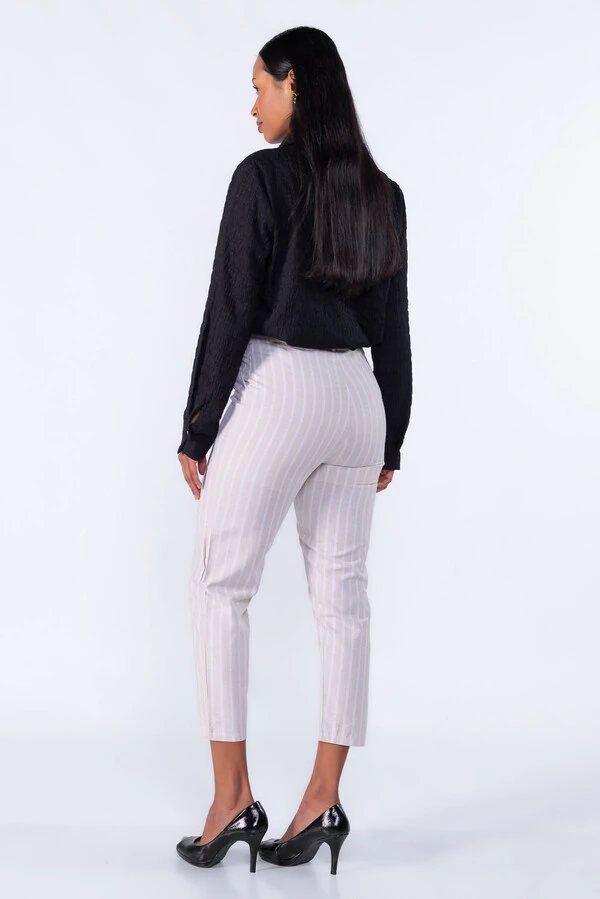 Calça Risca de Giz Pregas