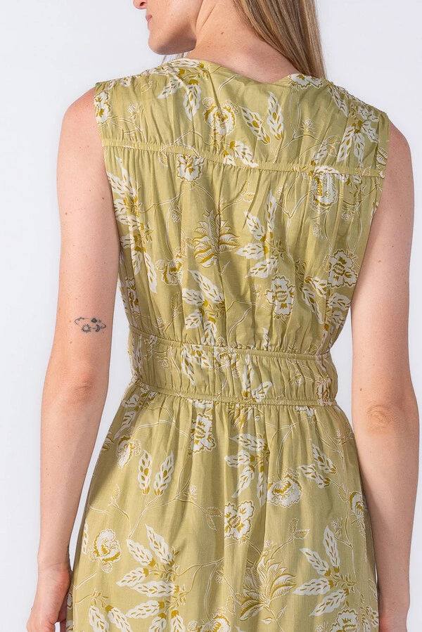 Vestido midi estampa franzido