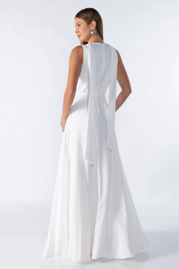 Vestido longo com decote em v