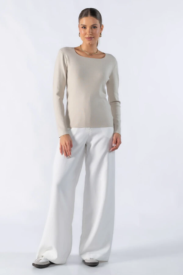 Sueter slim decote quadrado