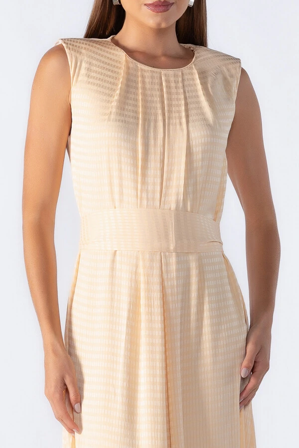 Vestido longo reto com ombreiras