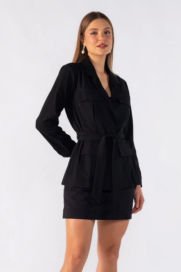 Casaco com bolso utilitarios