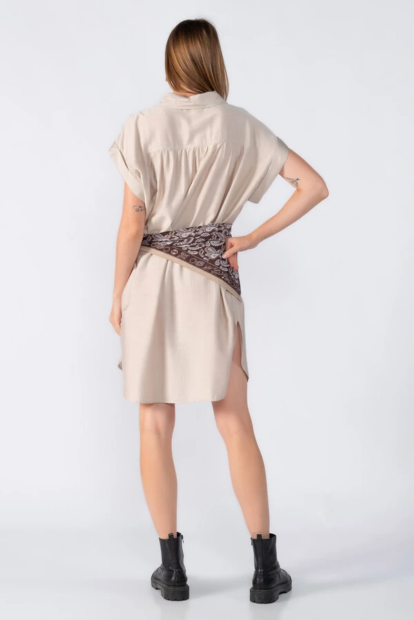 Chemise manga morcego com detalhe