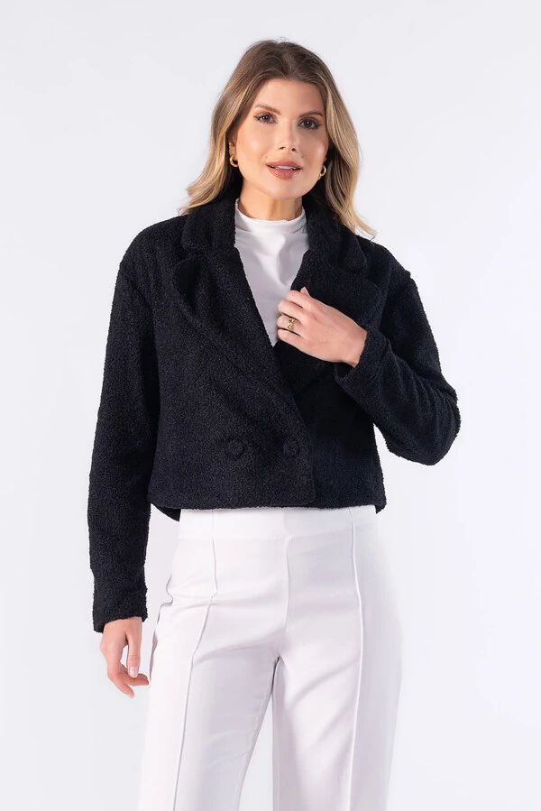 Casaco cropped pelinho