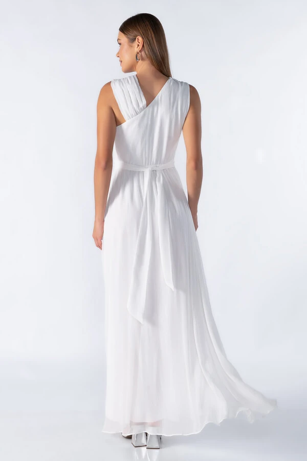 Vestido longo com transpassado no decote