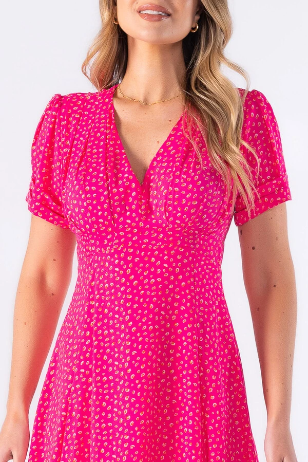 Vestido midi em crepe com decote em v