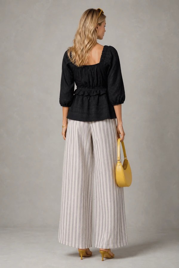 Blusa bata texturizada com lastex