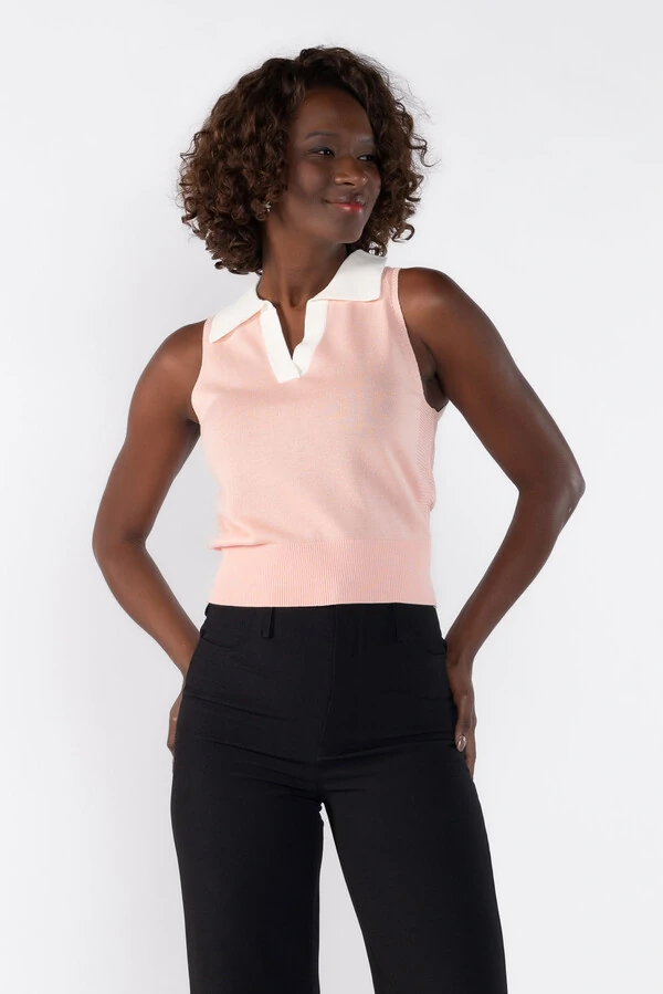 Colete blusa bicolor com gola polo
