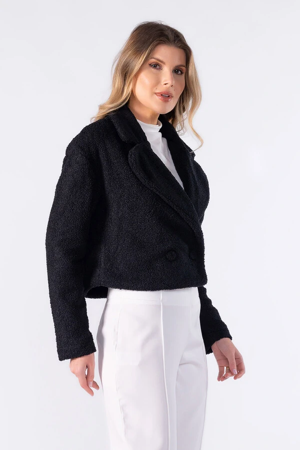 Casaco cropped pelinho