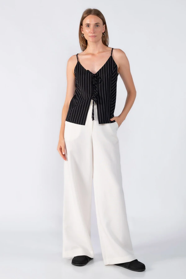 Blusa risca de giz com amarração