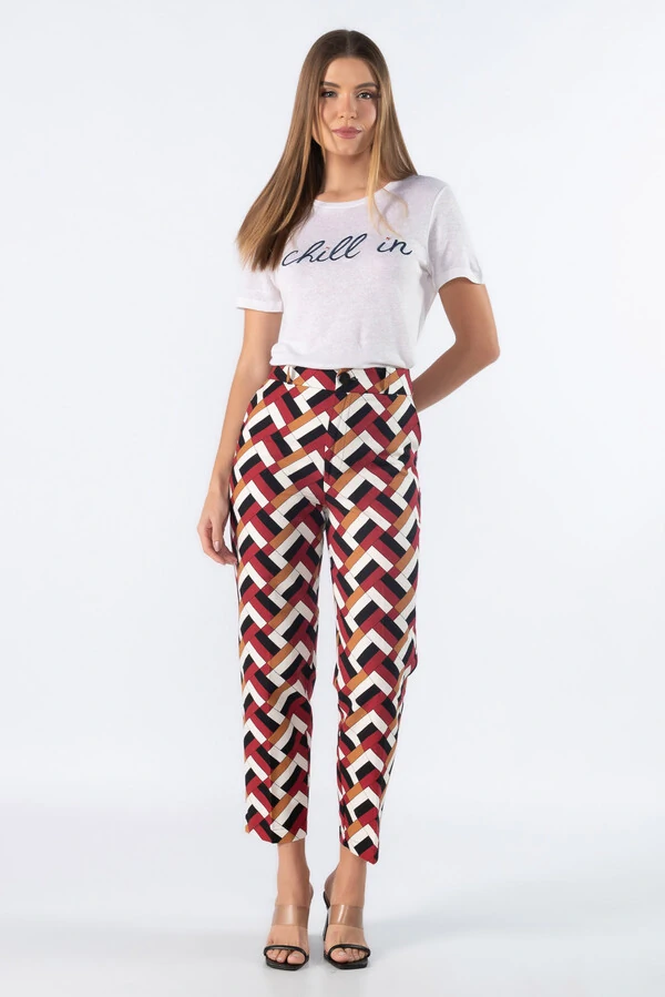 Blusa tshirt bordada basica