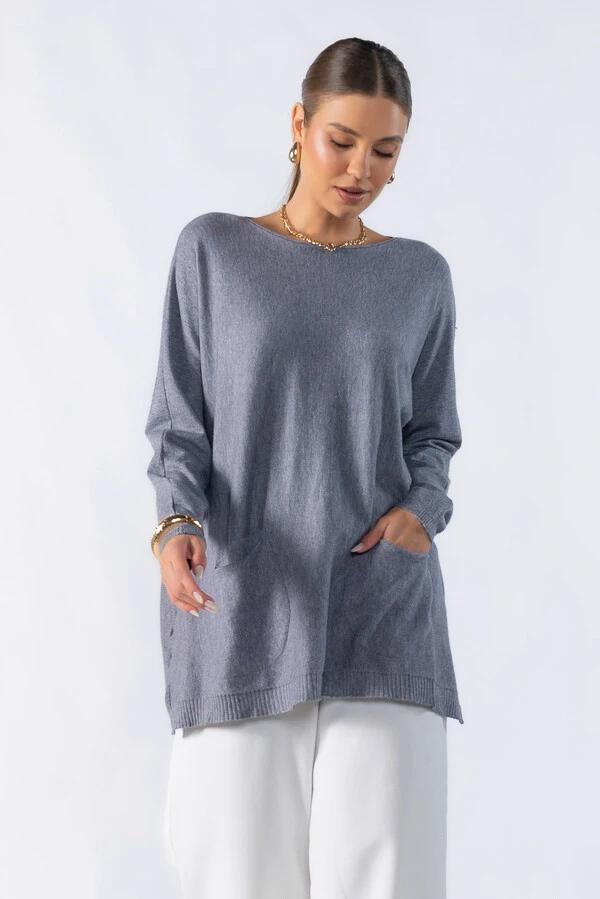 Blusa sueter basico amplo com bolsos