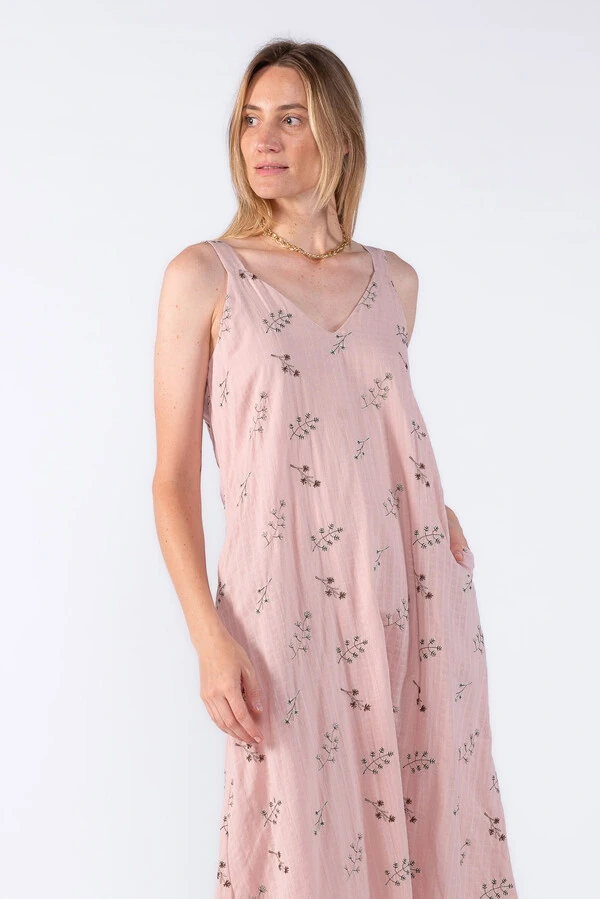 Vestido midi bordado decote V