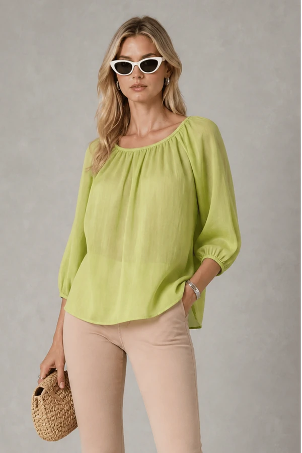 Blusa em crepe com pregas
