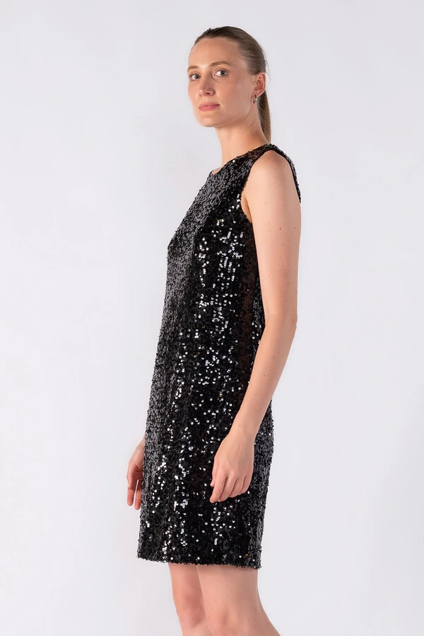 Vestido curto regata em paete