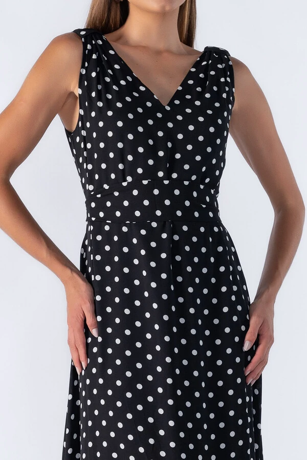 Vestido longo em poa com decote em v