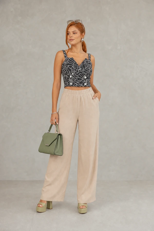 Calça pantalona elástico na cintura