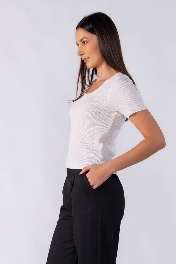 Blusa tricot manga curta