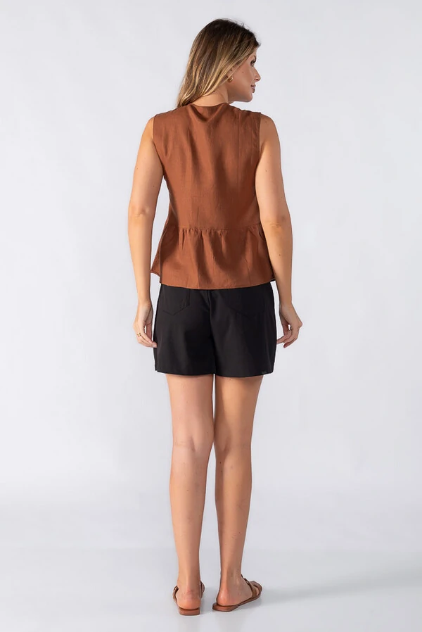 Blusa com lacos frontais