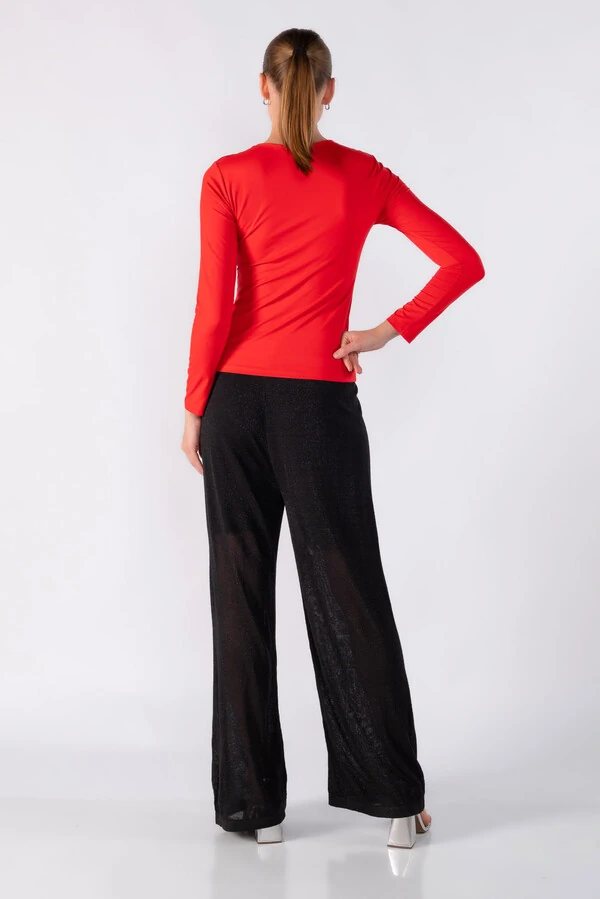 Blusa manga longa com recorte