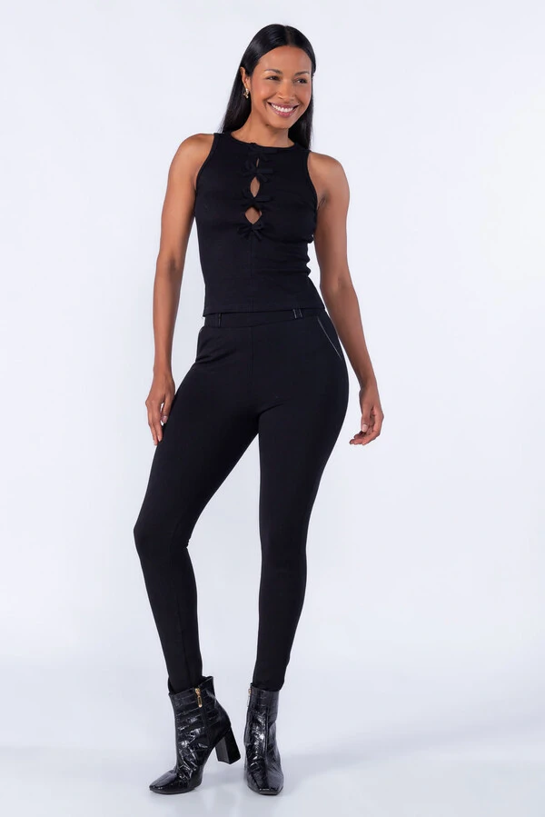 Blusa Canelada com Laço