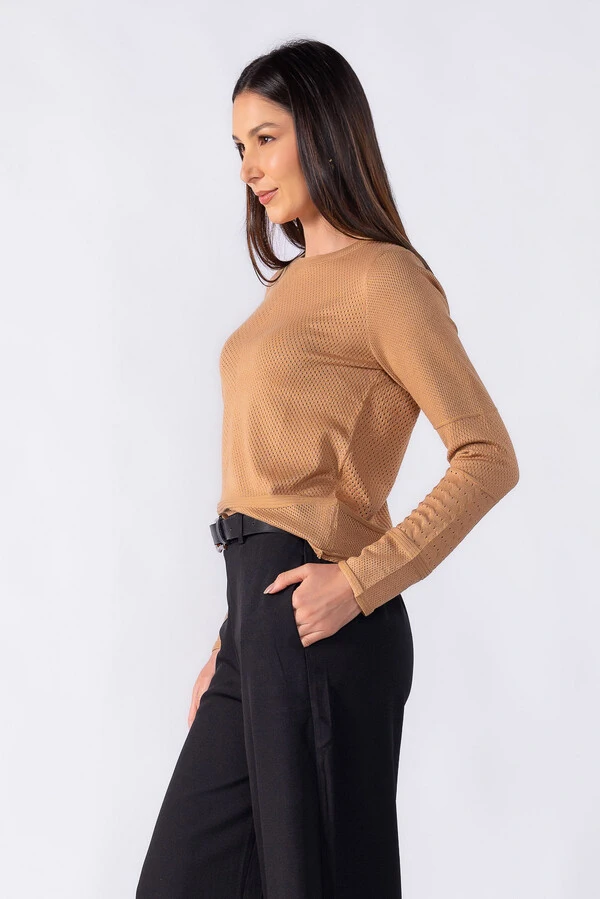 Blusa texturizada manga longa toque seda