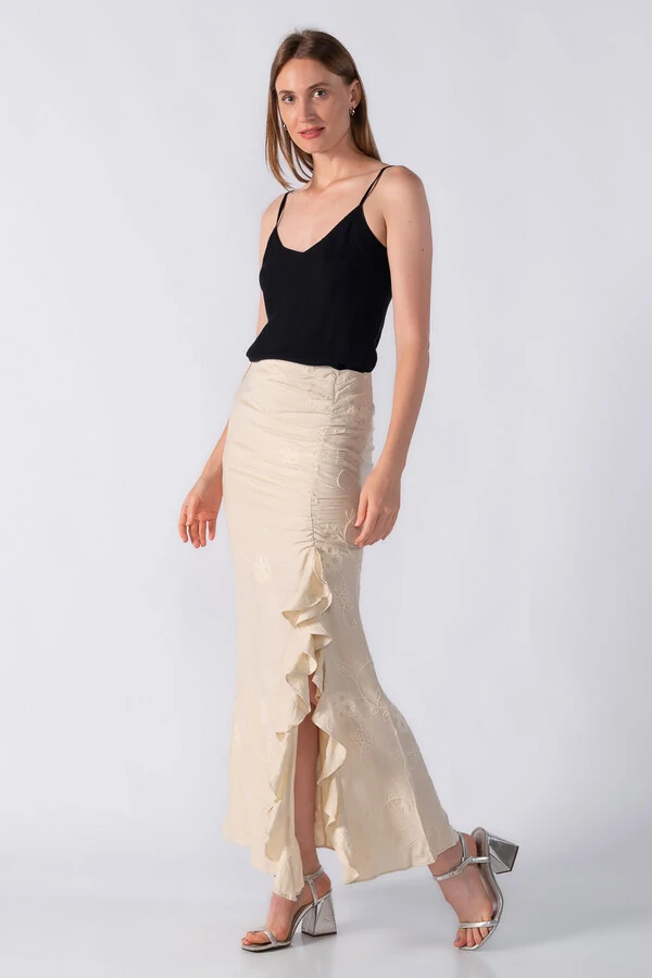 Saia longa com fenda babado e franzido