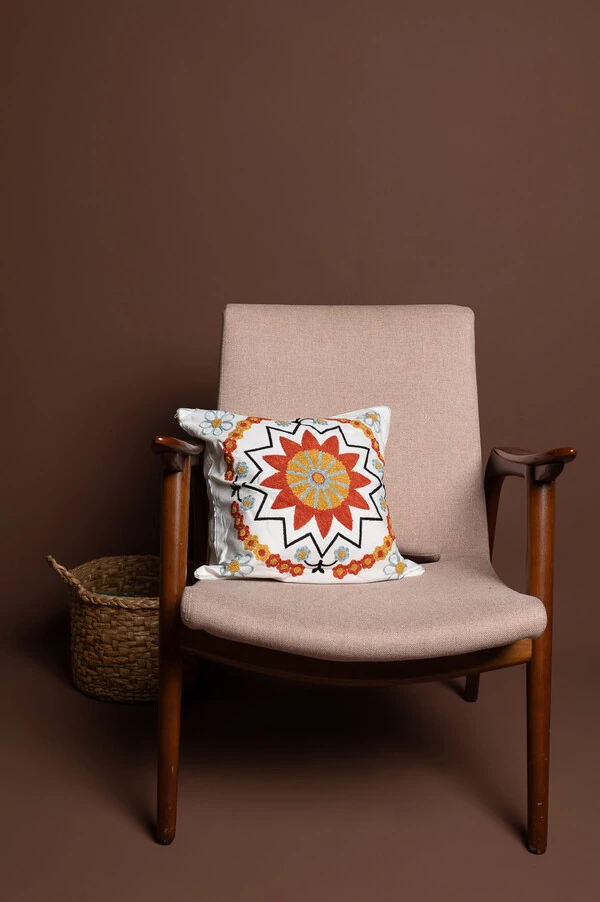 Capa de almofadas mandalas bordadas