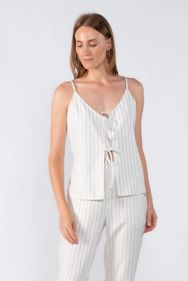 Blusa risca de giz com amarração