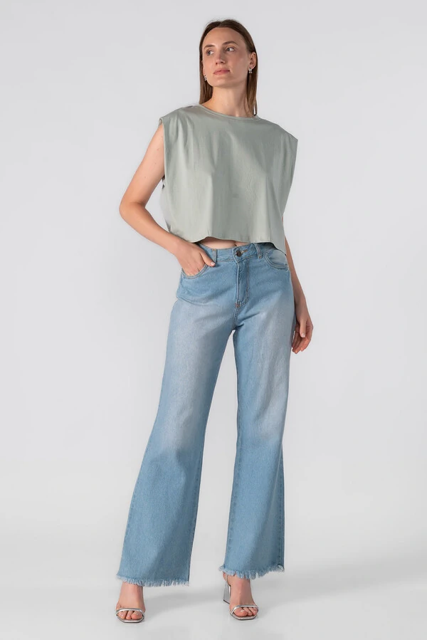 Blusa cropped muscle tee