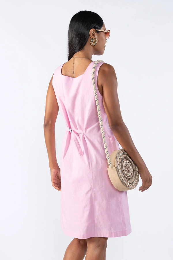 VESTIDO COM BOTOES E BOLSOS
