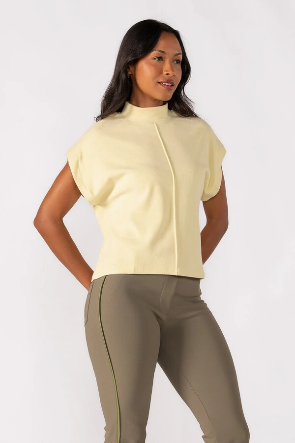 Blusa gola alta canelada