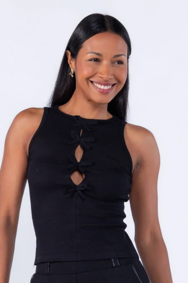 Blusa Canelada com Laço
