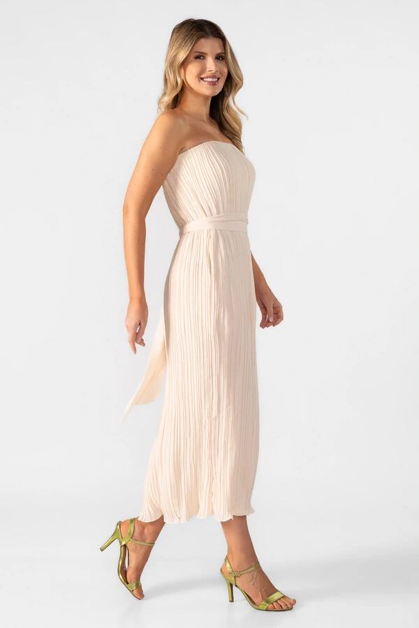 Vestido midi plissado tomara que caia