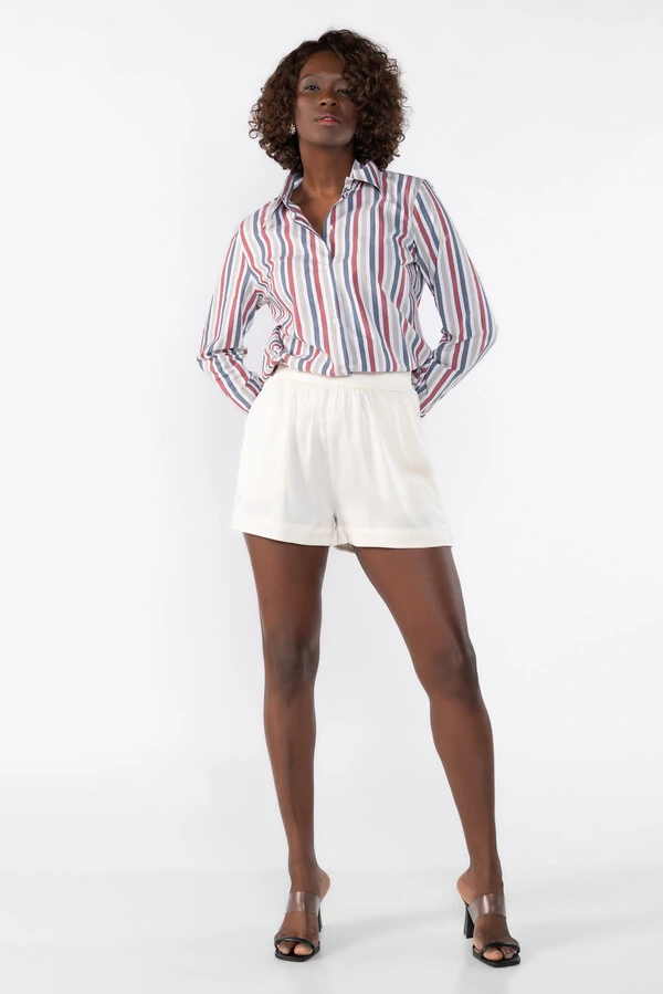 Shorts acetinado com elastico na cintura