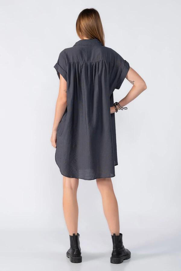 Chemise manga morcego com detalhe