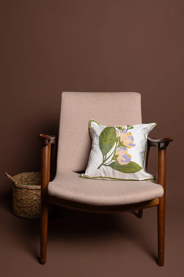 Capa de almofada flores bordadas