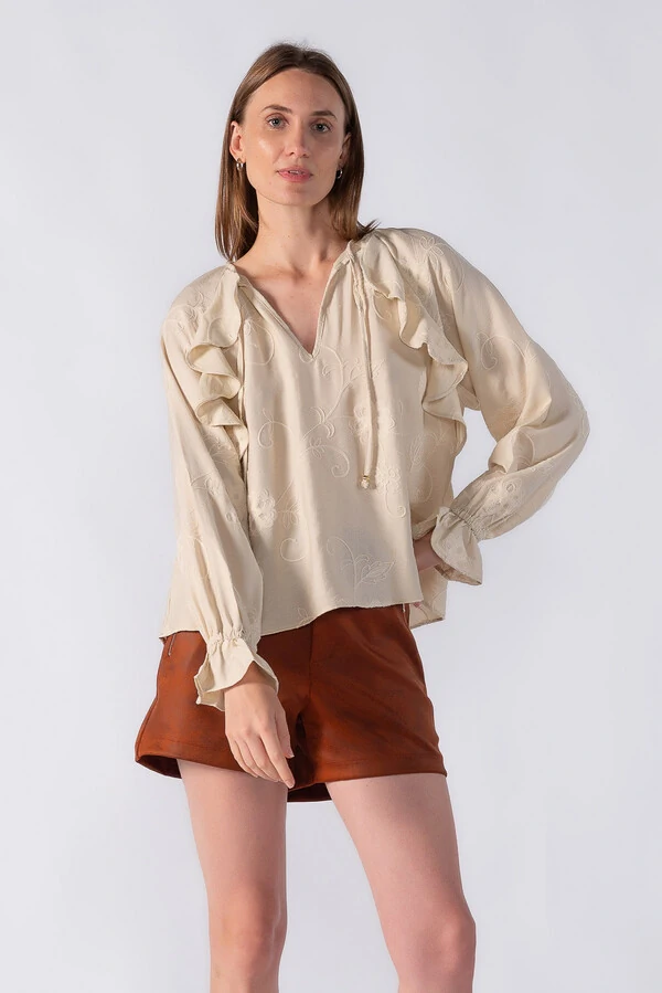 Blusa manga longa com babados