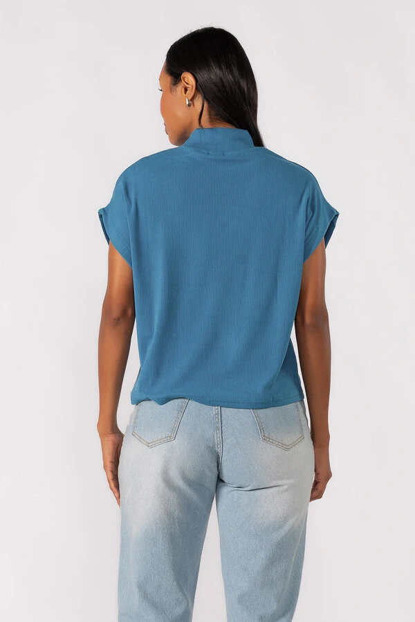 Blusa gola alta canelada
